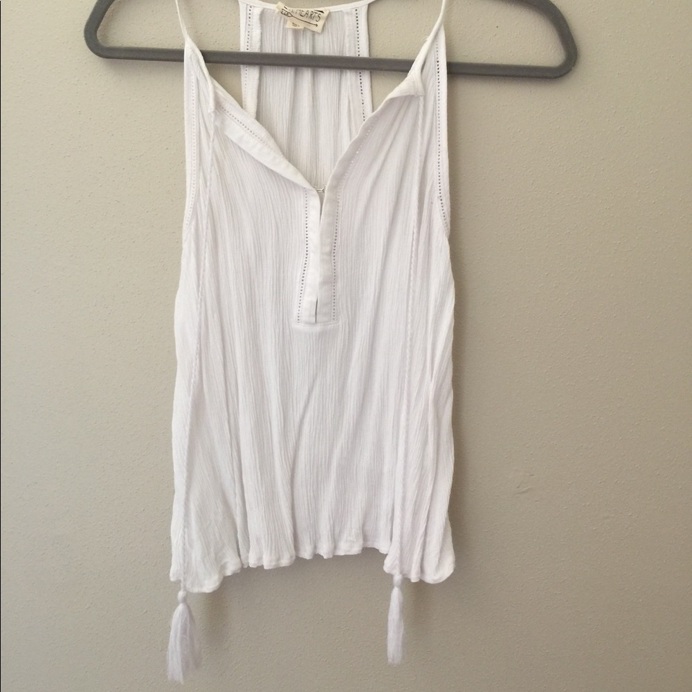 White tank top with crochet detail